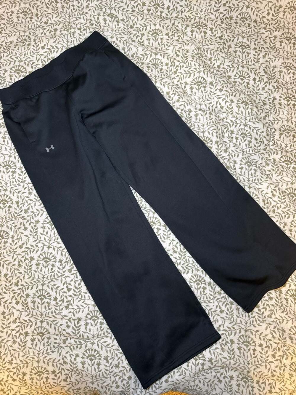 Under Armour ColdGear Loose Sweatpants Size SM Black Fleece Activewear